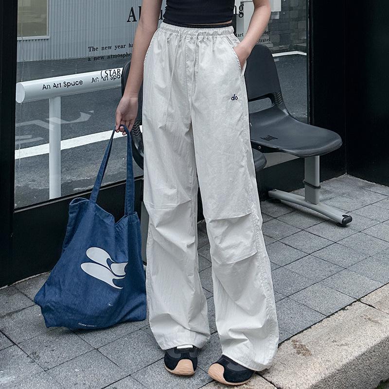 

Girls Junior & Senior High School Summer Straight-Leg Sports Pants Small