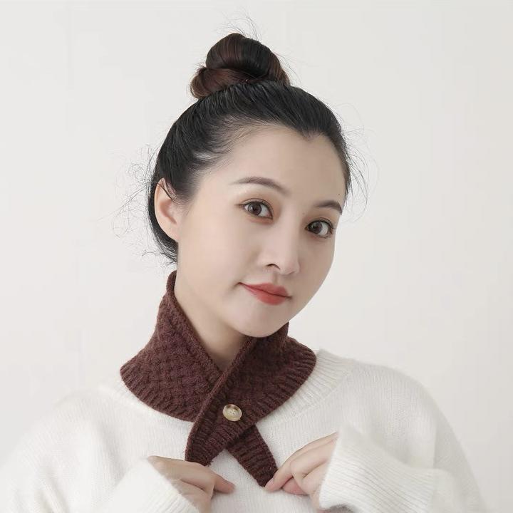 

Жіночий в язаний вовняний снуд у корейському стилі - Теплий шарф-манишка на ґудзиках