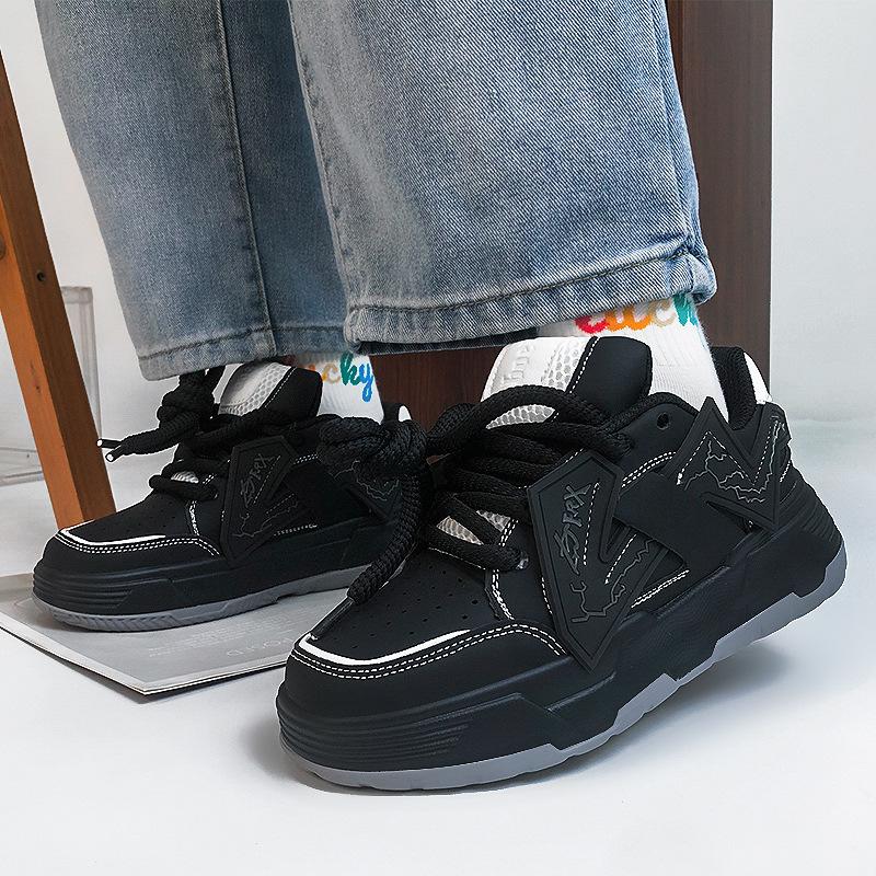 Luxury Couples Same Style Fashion Versatile Casual Board Shoes Latest Men's and Women's Breathable Outdoor Running Sports Shoes