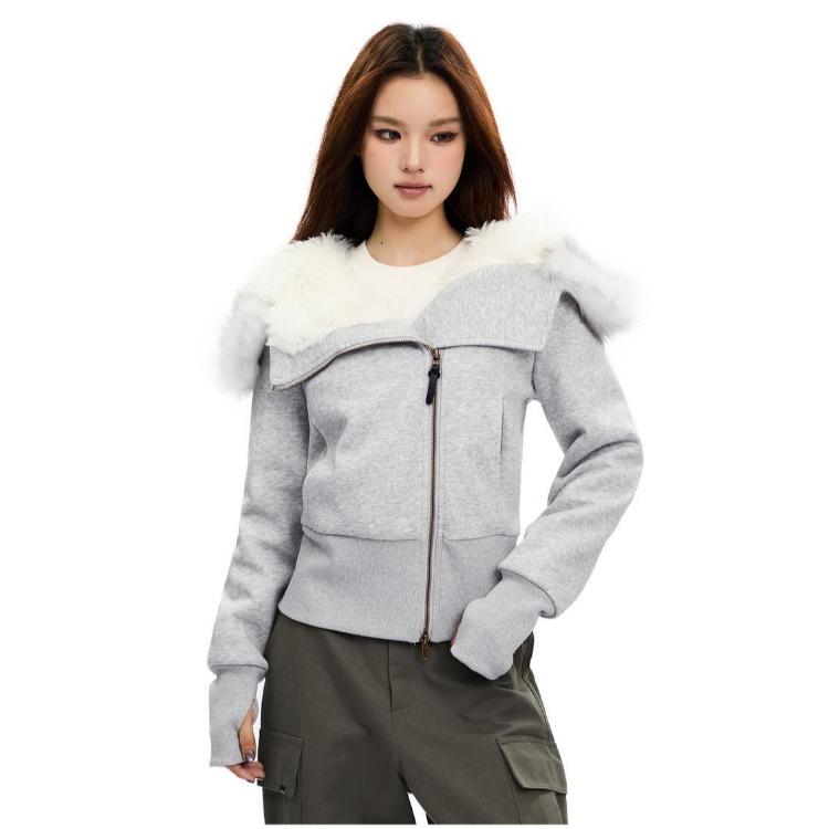Slim Fit Hooded Short Winter Coat with Plush Inner Lining and Faux Fur Collar for Women