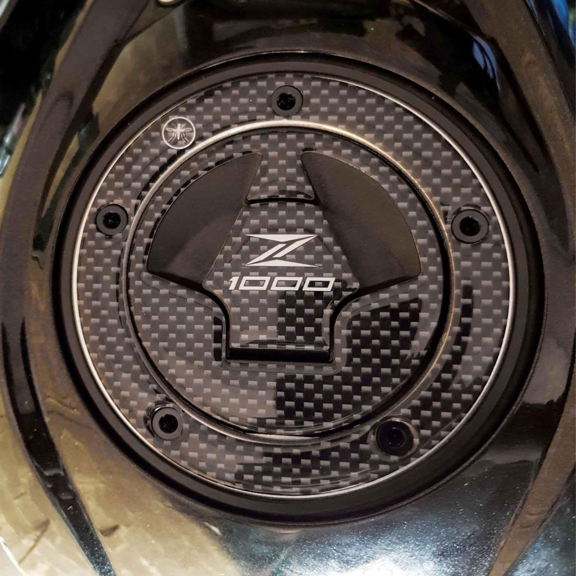 

labelbike - 3D carbon sticker for motorcycle tank cap protection for KAWASAKI Z1000