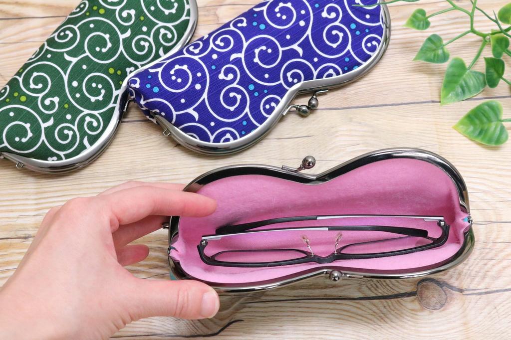 Kyosuke Glasses Clasp Cat Case, Purse, M-Shaped, Yumeji/Black