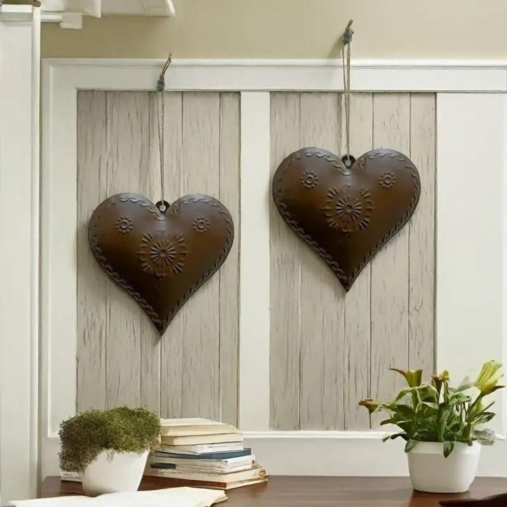 2PCS Vintage Metal Heart Pendant Iron Wall Decor Durable Heart Shaped Ornament  Outdoor
