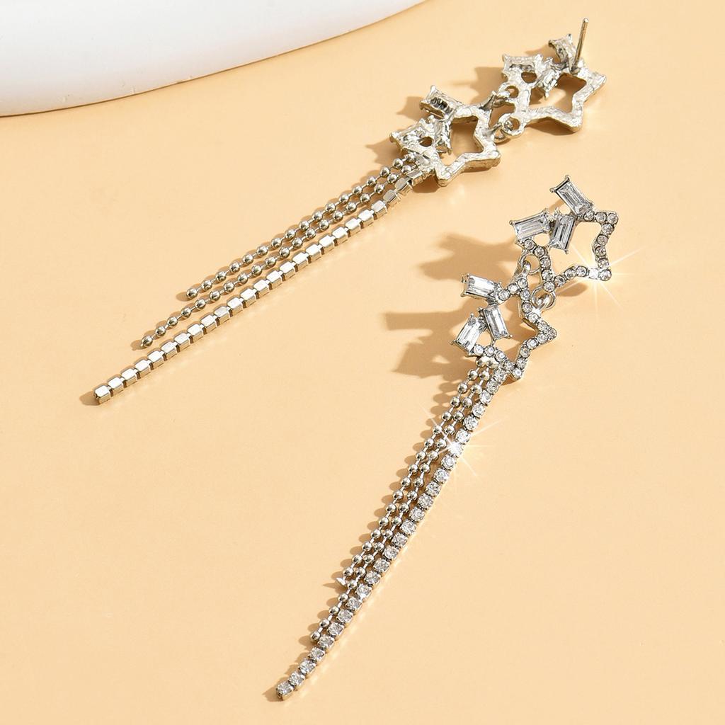 2 Pieces of Women's Fashionable Long Diamond Studded Star Tassel Earrings, Earrings, Banquet and Party Accessories