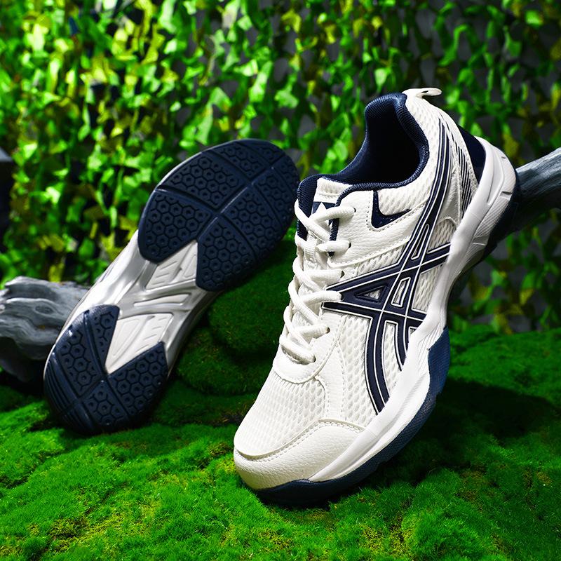 

Новые волейбольные кроссовки Подростковые студенческие игровые Бадминтонные кроссовки Подошва из MD резины Уличная спортивная обувь Мужские 37