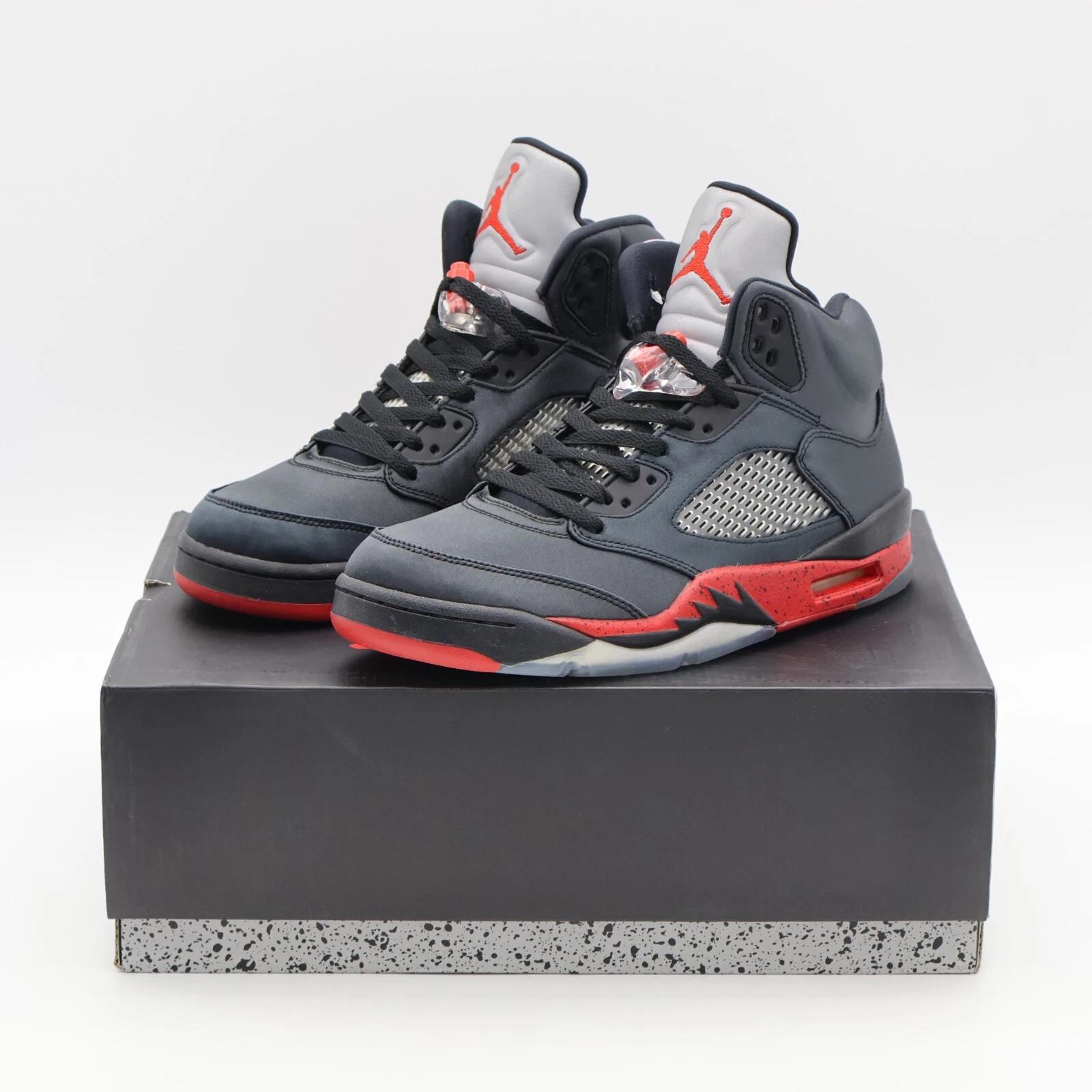 

136027-006 Nike Air Jordan 5 Retro Сатиновий Чорний Університетський Червоний Bred (Чоловічі) US 9
