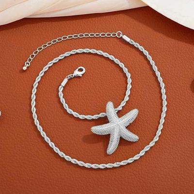 Starfish Pendant Necklace Retro Metal Ocean Necklace Female Fashion Star Shaped Clavicle Chain Necklace Jewelry Accessories