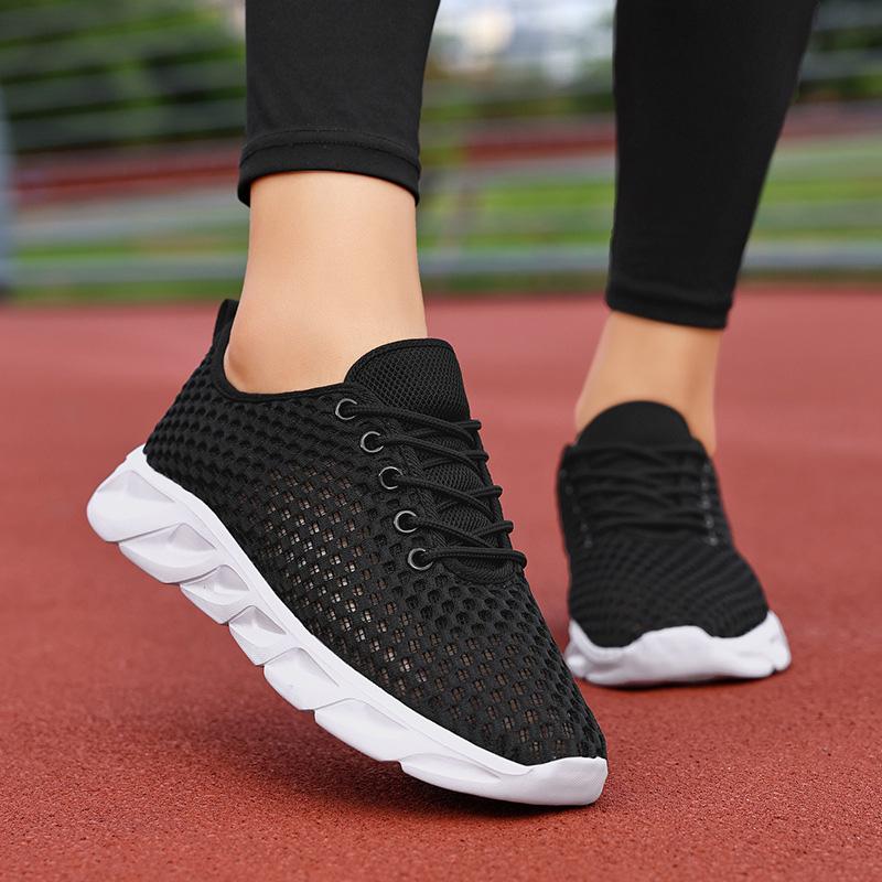 Women Leather Dance Shoes Soft Soled Middle Top Practice Dance Shoes Jazz Dance Shoes Dance Mesh Sneakers