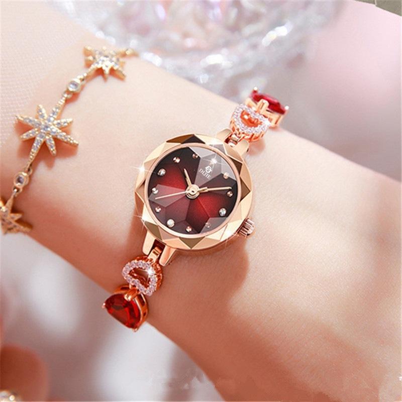 Women'S Watch With Diamonds, Light Luxury Hand Temperament, Linked List, Waterproof Lucky Four-Leaf Clover, Simple Watch, Women'S Small Red Watch