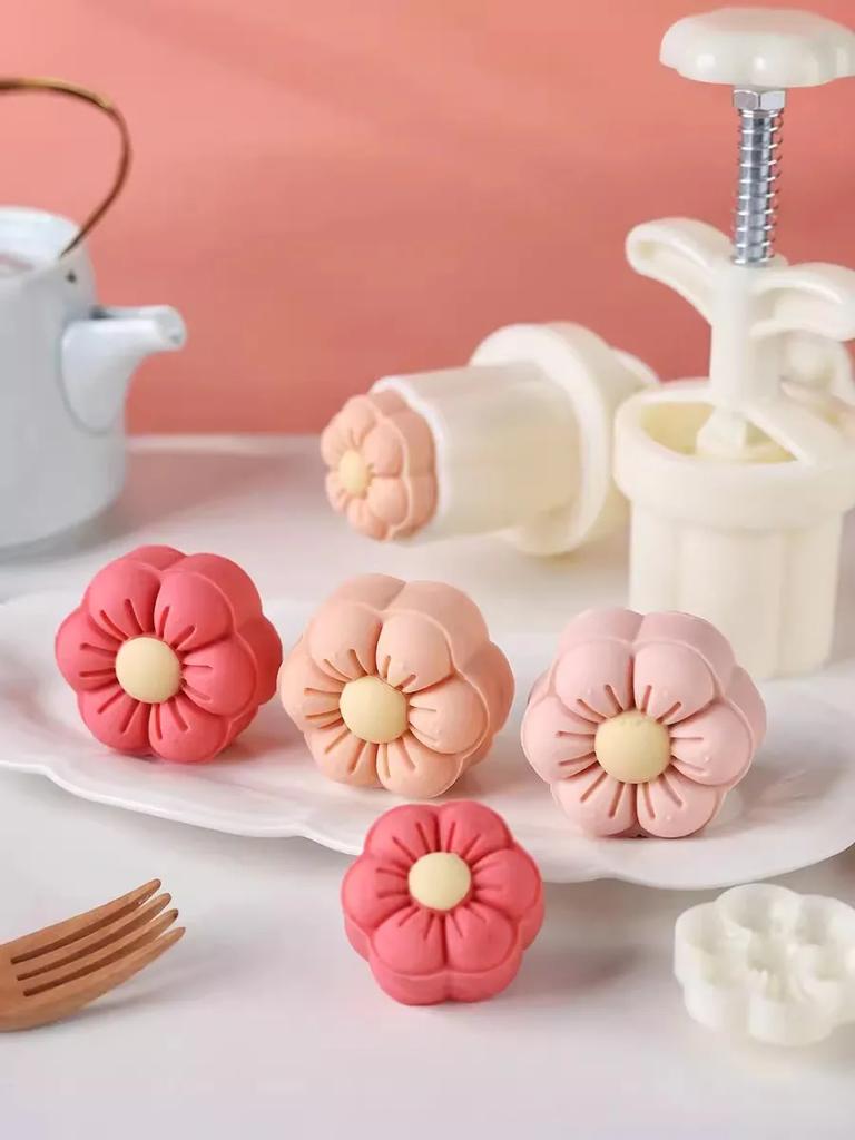 30g/50g Mini Hand Pressed Mold Flower Shape Mooncake Cookie Pastry Stamp Home DIY Mung Bean Cake Dessert Decoration Baking Tools
