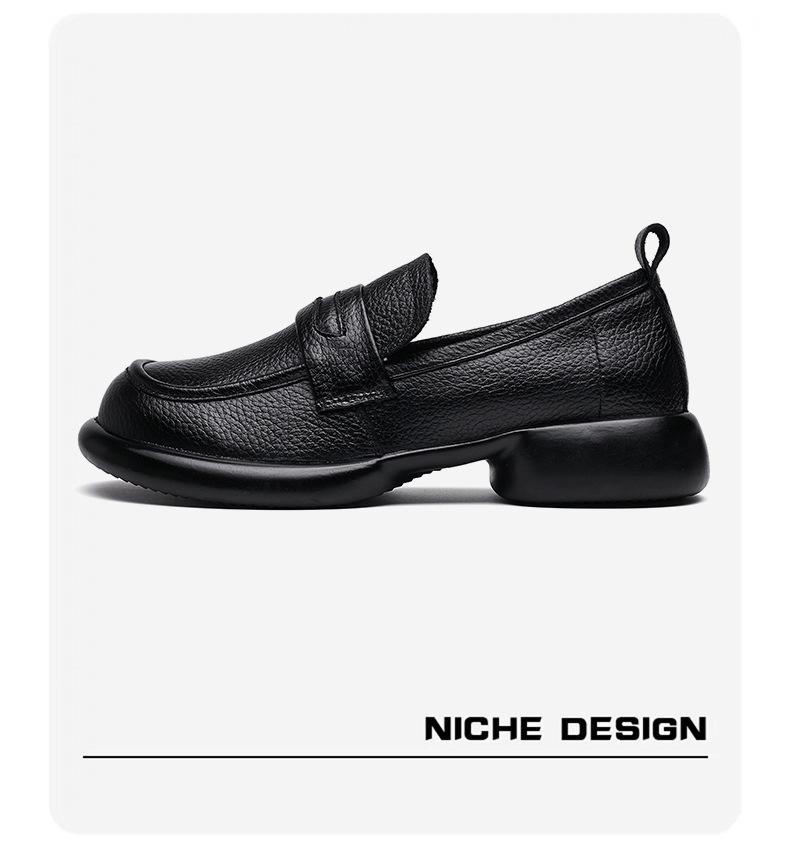 Genuine Leather Soft Sole Loafers for Women - Plus Size 43, Comfortable Slip-On Shoes with Thick Soles for Middle-Aged and Elderly