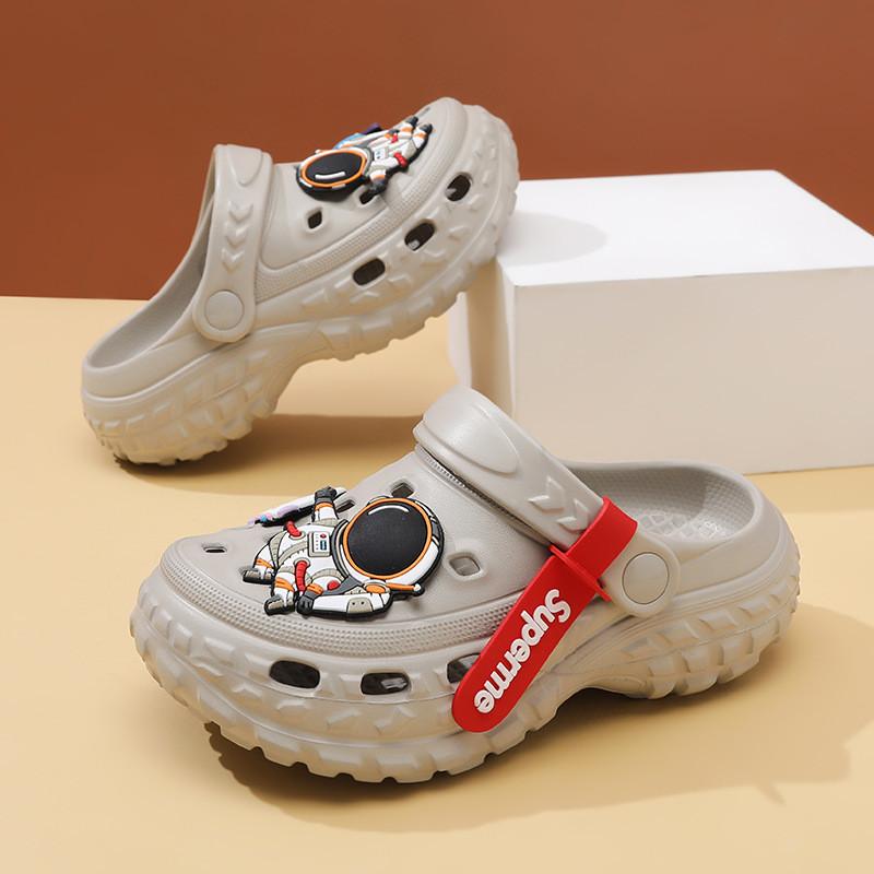 Comfortable And Stylish Kids' Eva Hole Shoes Breathable Non-slip Beach Sandals For Boys