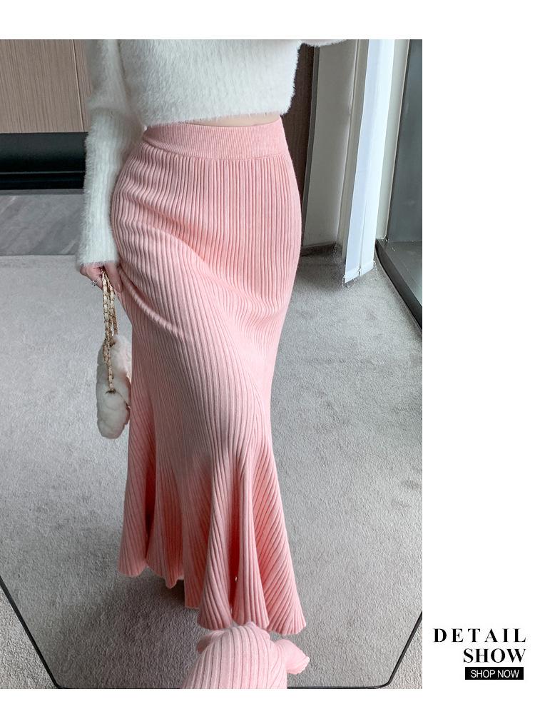 Autumn/Winter 2025 High-Waisted Knit Fishtail Skirt: Drapey Ribbed A-Line with Wide Hem