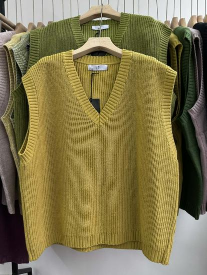 Xiao Wang's 19364 Spring Korean Plus Size V-Neck Casual Loose Knit Sweater Vest