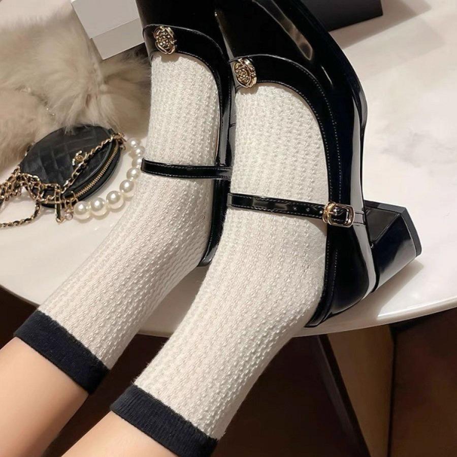 Sheepskin~ French Square Head Retro French Thick Heel Women's Autumn and Winter Skirt 2025 New Light Mouth Mary Jane Single Shoes