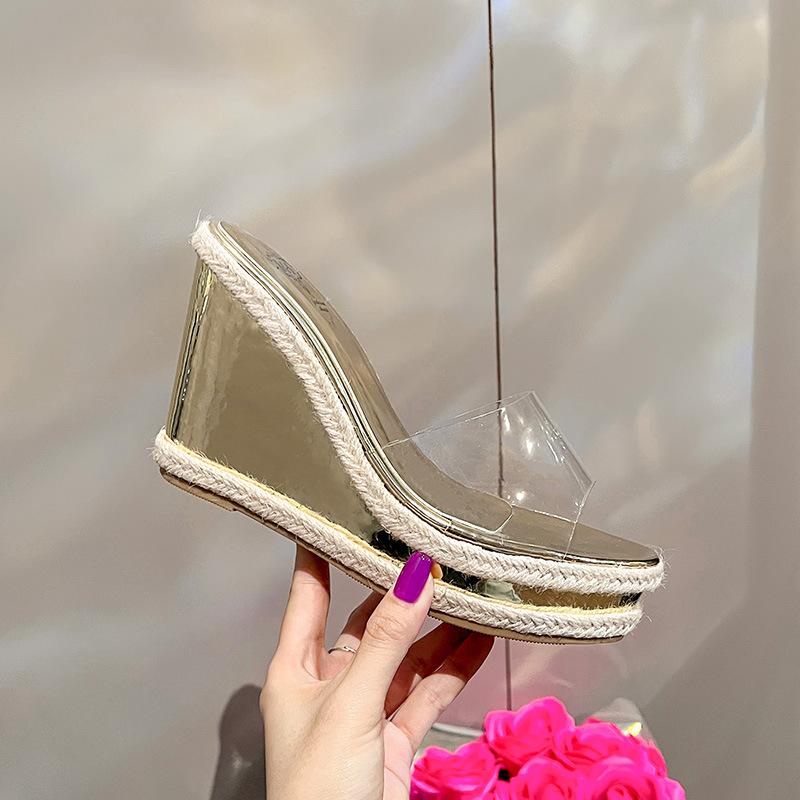 Slope heel cool slippers women s summer wear sponge cake hemp rope thick sole transparent fish mouth shoes waterproof table high heels 34 золотой 3309₽