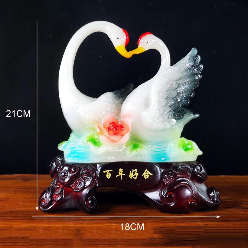 

Couple Swan Figurines Resin Ornaments Wedding Gifts Home Bedroom Table Statue Decoration Hotel Store Desk Sculpture Accessories