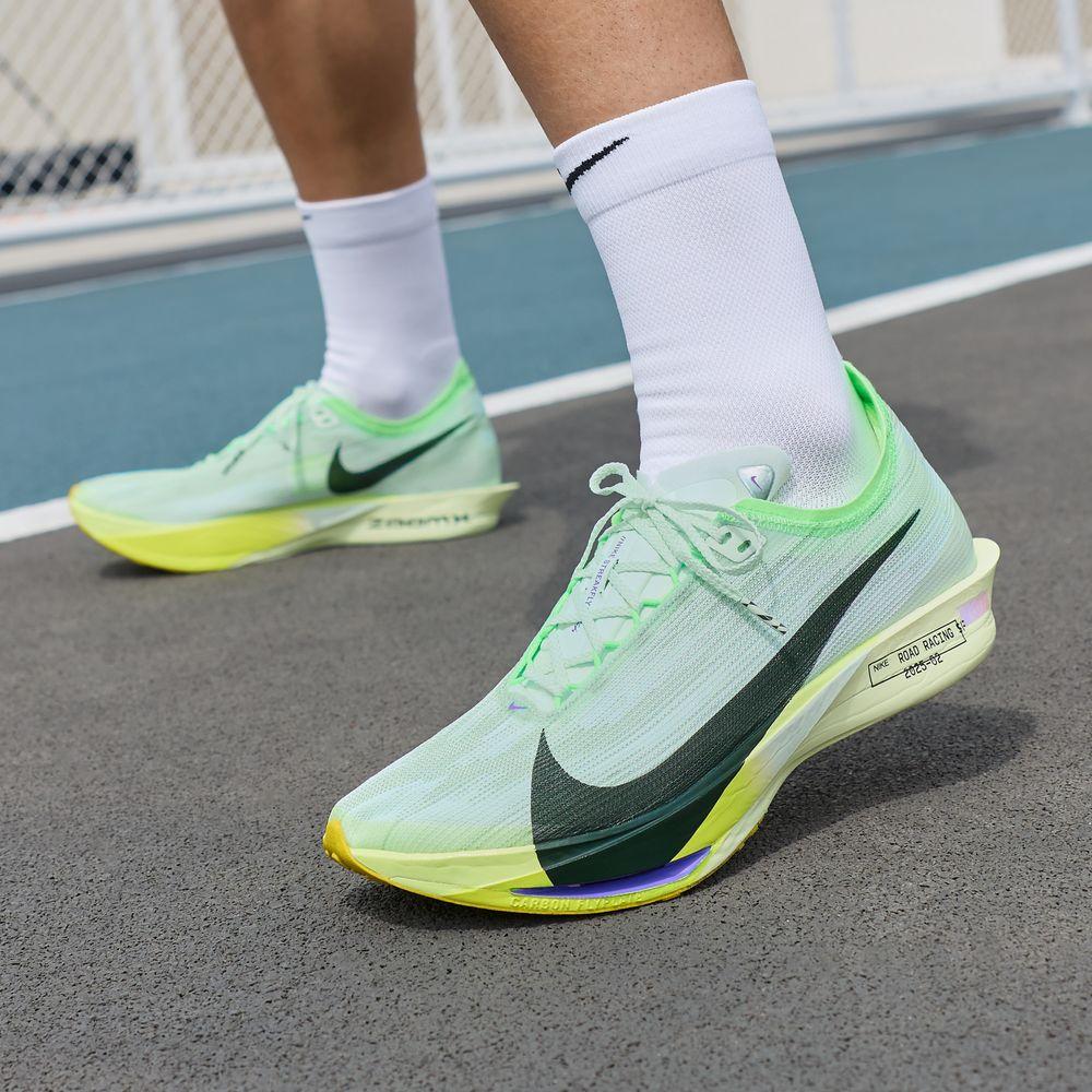 Nike ZoomX StreakFly 2 Barely Green Volt Ice 40.5