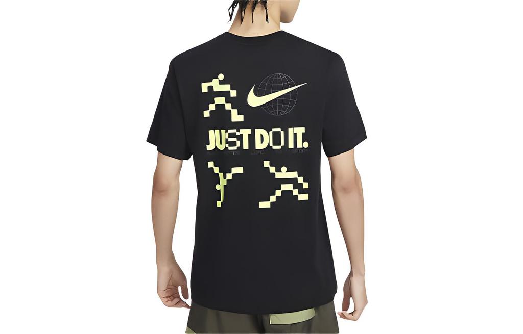 Nike T Shirts Men's Black Crew Neck Moderate Straight Fit FV3766-010