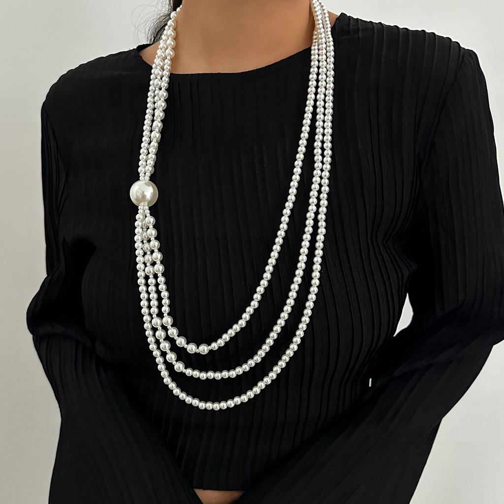Temperament Baroque round bead long necklace, retro imitation pearl beaded multi-layer sweater chain