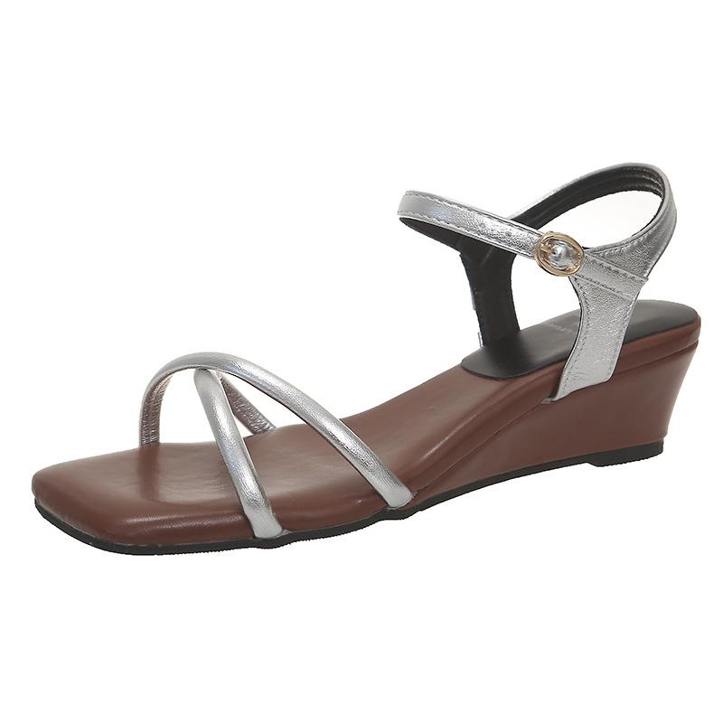 

Cowhide version with wedge heel sandals women s summer wear skirt outside breathable retro versatile leaking toe beach shoes 35 серебряный