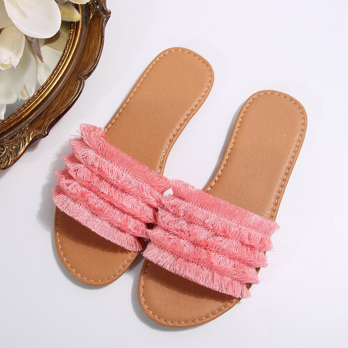 

Большие наружные тапочки женские лето 2024 новые универсальные сандалии плоские однословные большие женские сандалии женские 42