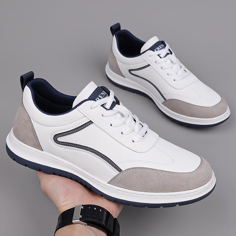 2026 New Lightweight Men Casual Leather Sneakers Non-slip Breathable Male Outdoor Running Shoes Lace Up Soft Sport Shoes