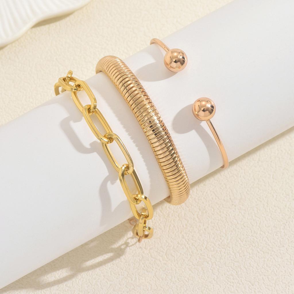 European and American Light Luxury Style Women's Bracelet Set Geometric Metal Woven Design High-end Feel Bracelet Versatile Jewelry