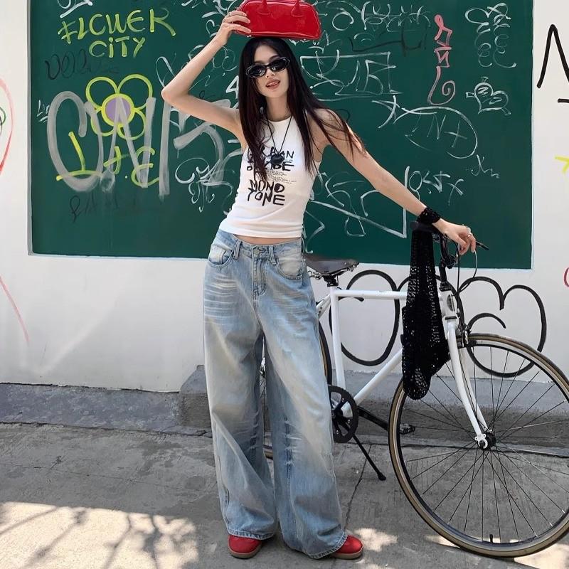 Light Blue High-Waisted Wide-Leg Jeans for Women - Trendy and Slimming Loose-Fit Casual Pants