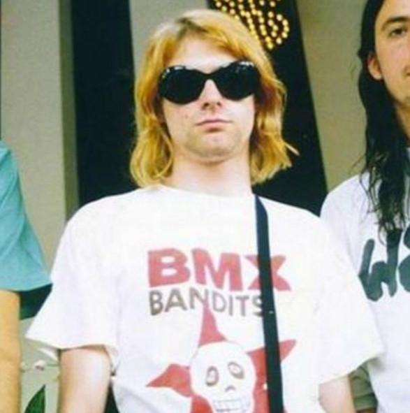 26 BMX Bandits T-Shirt Kurt Cobain Tribute Grunge Music Inspired Unisex Tee Unisex T-Shirt