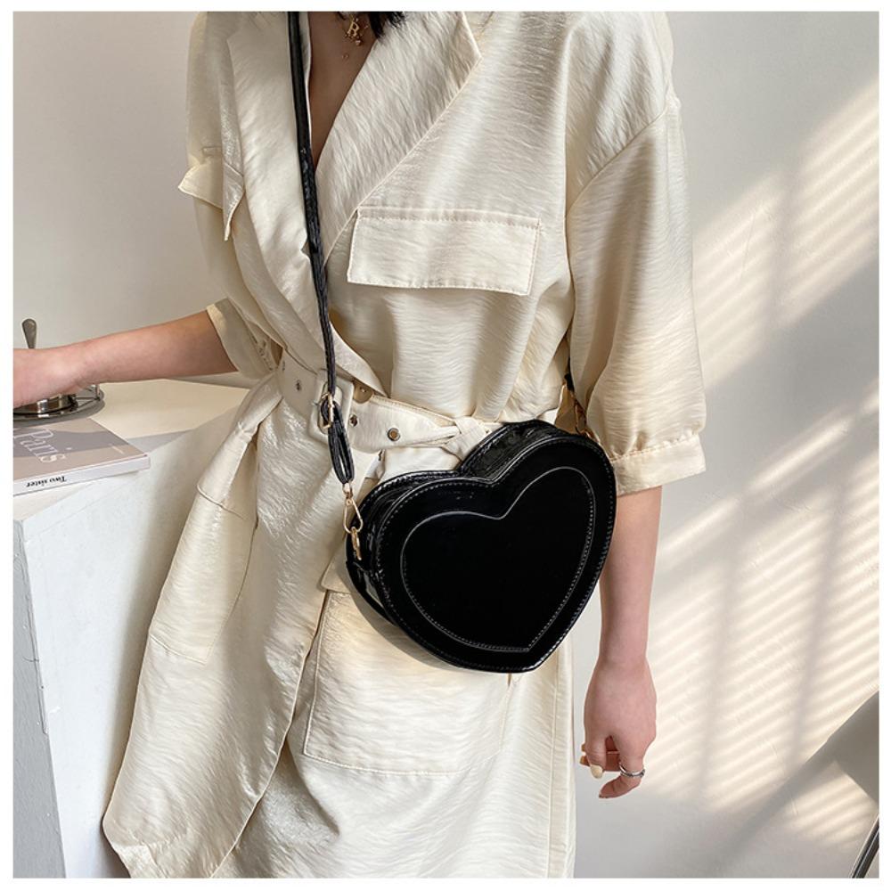 Cute Peach Heart Small Bag Women's New Trendy Fashion Messenger Bag Simple Foreign Fashion Popular Women's Bag Shoulder Bag