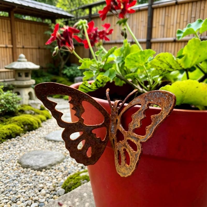 Garden Hanging Butterfly Figurine Decoration Iron Butterfly Ornament Outdoor Fence Yard Cute Iron Statue Gift