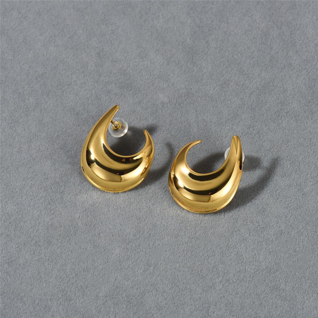 Individual Cold Wind Crescent Glossy Minimalist Stud Earrings, Earrings, Niche Design Earrings