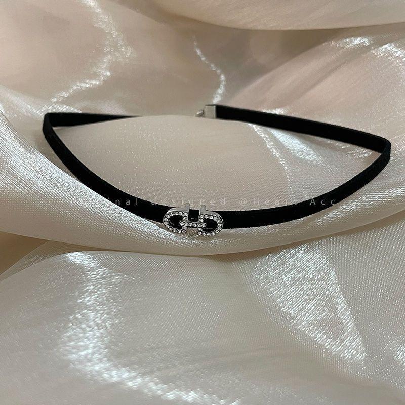 Purely Sensual and Sexy Choker Necklace for Women, Niche Design Clavicle Chain, Choker Trendy Choker for Hot