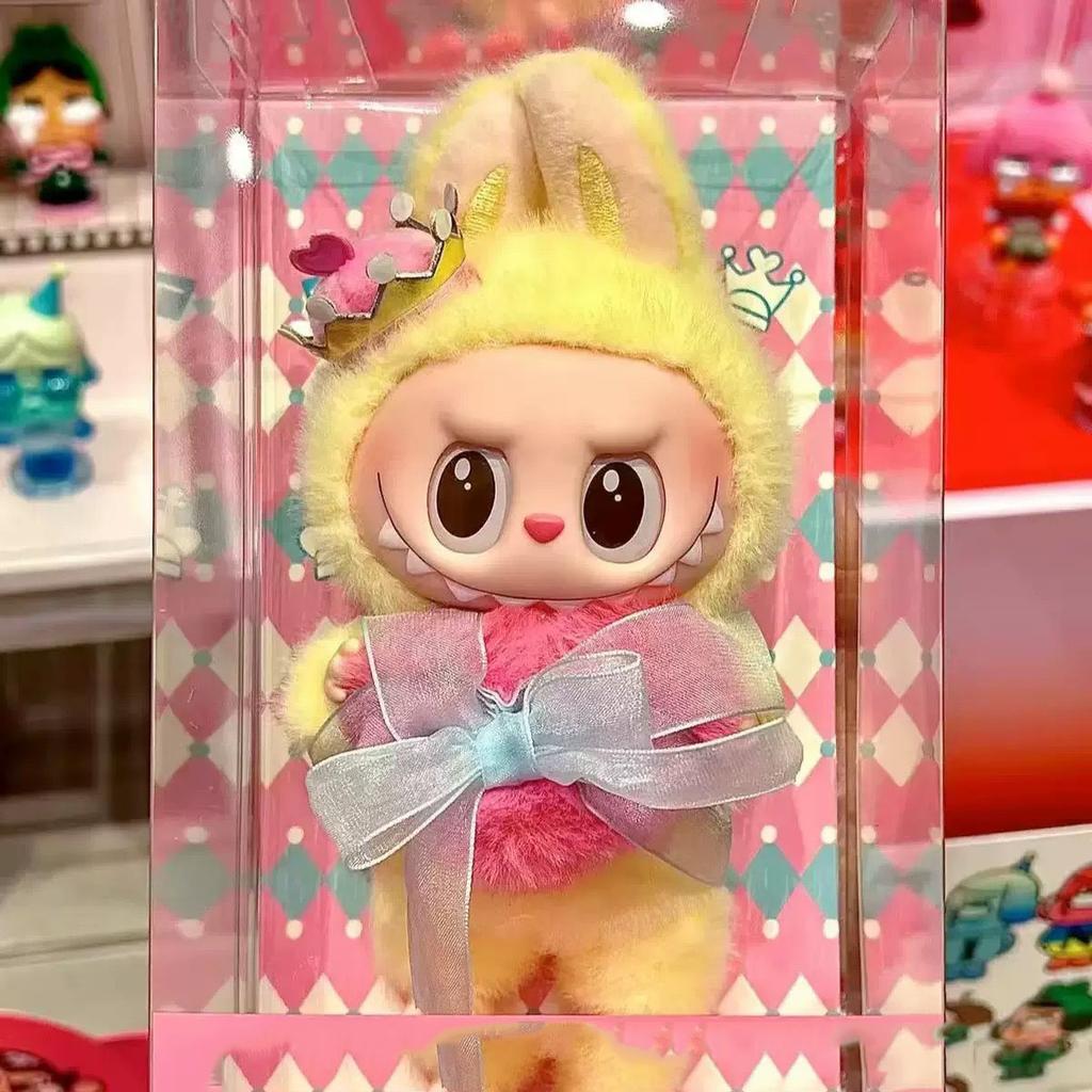 Bubble Mart Blind Box Bubble Mart LABUBU2025 New Chess Adventure Series Queen's Hanging Card Yellow