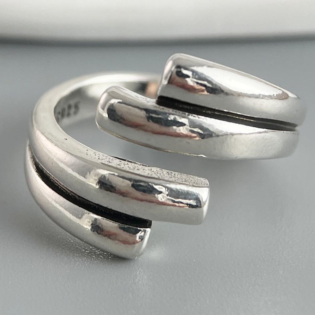 925 Sterling Silver Rings for Women Couple Minimalist Handmade Simple Retro Flower Heart Ring Fine Jewelry Gift Prevent Allergy