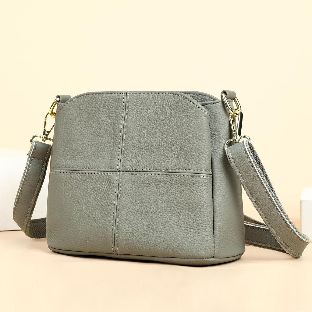 Elegant Genuine Leather Crossbody Handbag for Women - Large Capacity, Versatile Design