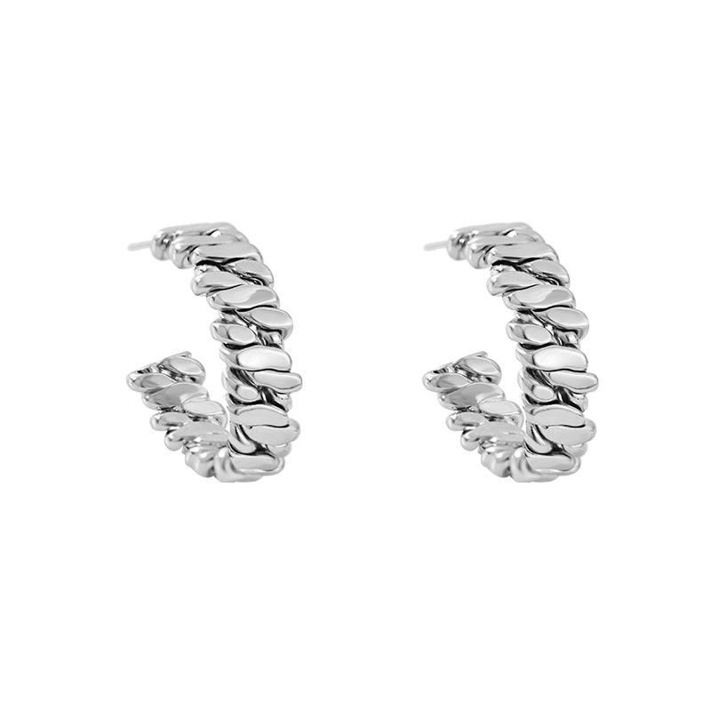 Boucles d'oreilles chic à texture tressée double C - Puces géométriques européennes et américaines, parfaites comme simple cadeau de Noël