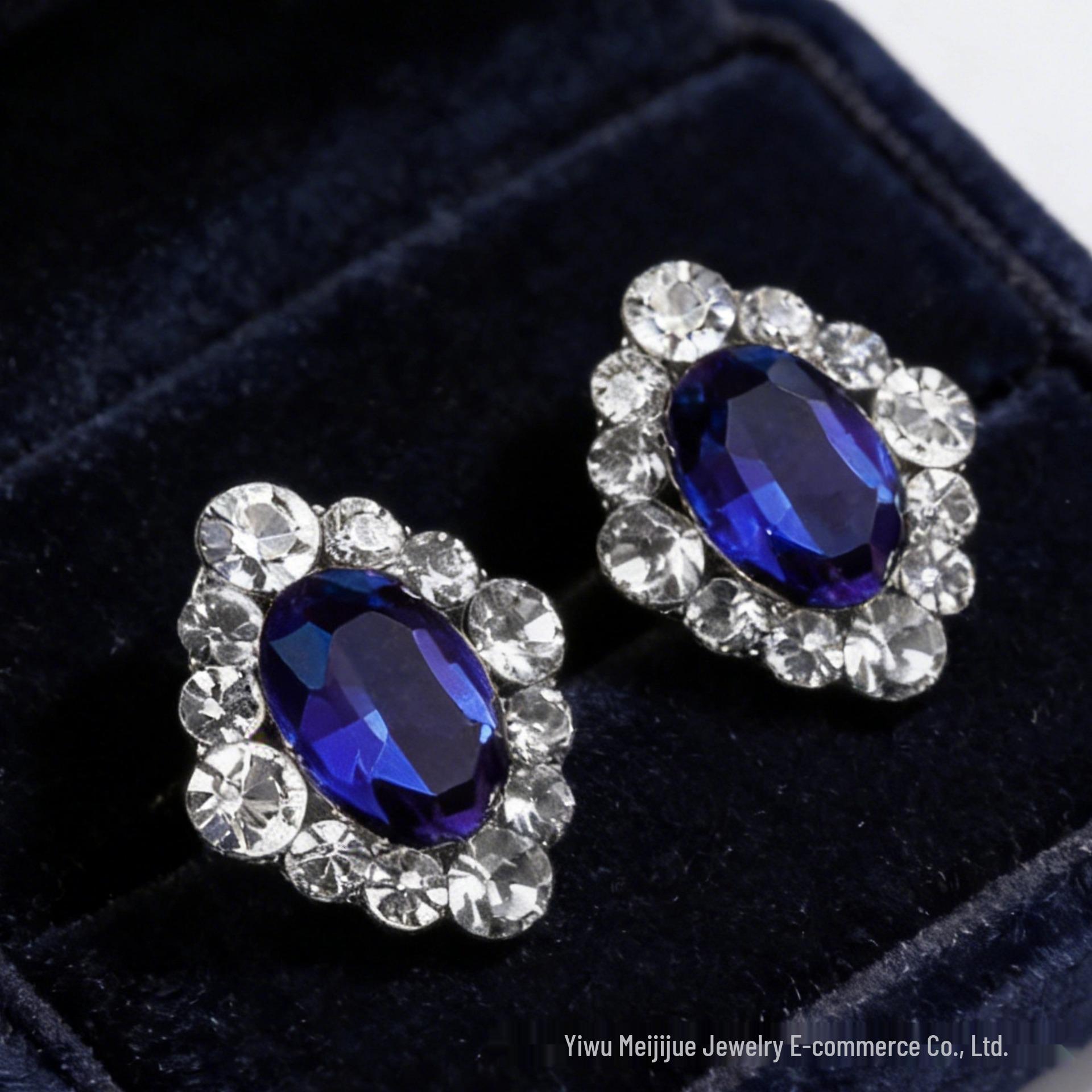 

2025 Elegant Sapphire Blue Geometric Women s Ear Cuff Earrings Standard