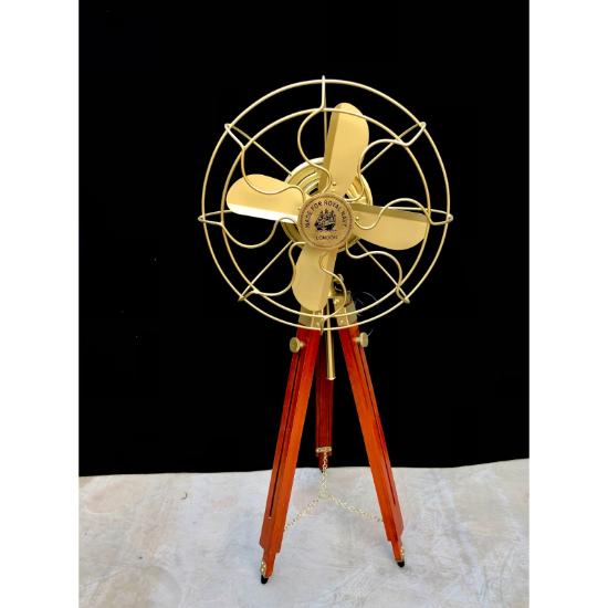 Antiker Messingsockel-Bodenventilator im Vintage-Stil mit Holzstativ-Dekor