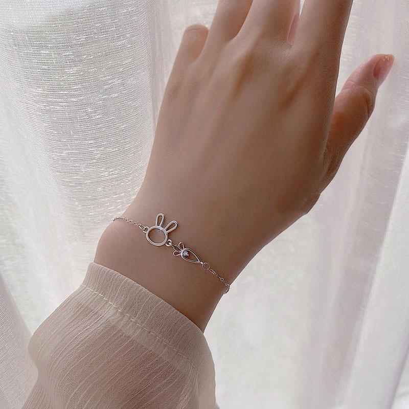 Diamond-encrusted Bunny Carrot Girlfriend Bracelet Japanese and Korean Cute Girl Heart Mori Hollow Design Bracelet