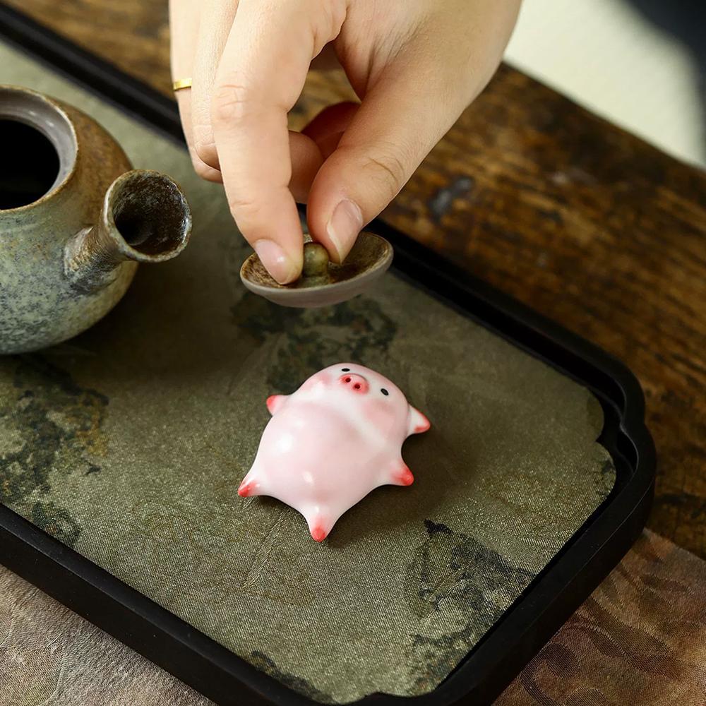 Ceramic Bubble Pig Tea Pet Cute High Temperature Resistant Safe for All Tea Sets Easy Clean Portable Tea Table Ornament Gift