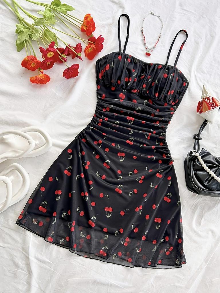 2025 Spring/Summer Floral Print Spaghetti Strap Dress: Waist-Cinching, Sexy Vacation Style for Women