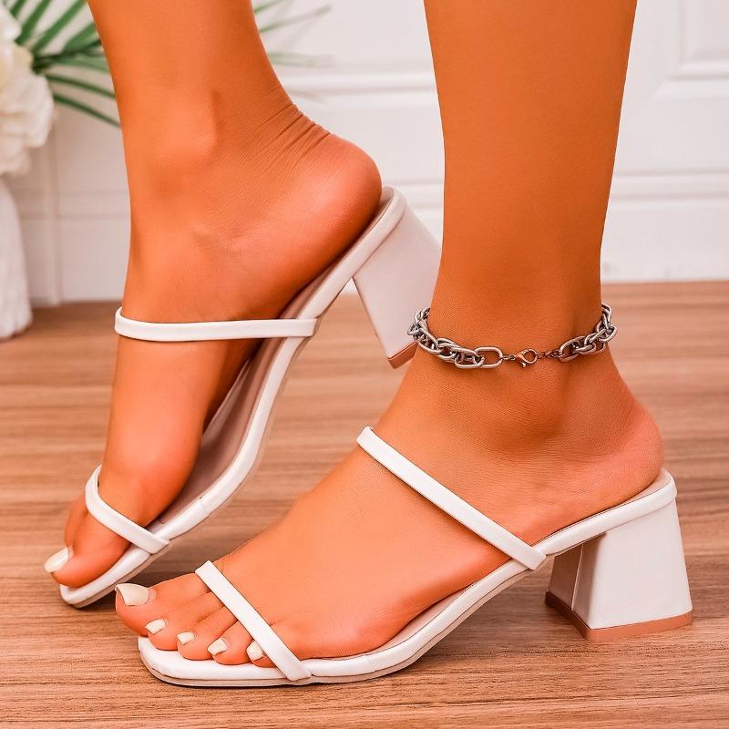 2026 New Black Slender Strap Sandals Women's Kitten Heel Sandals and Slippers Wear Block Heel Slip Slippers