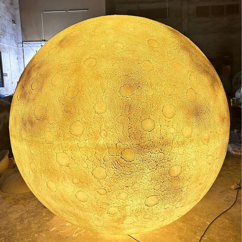 UOSU 16-Color Fiberglass Moon Lamp with Meteorite Design