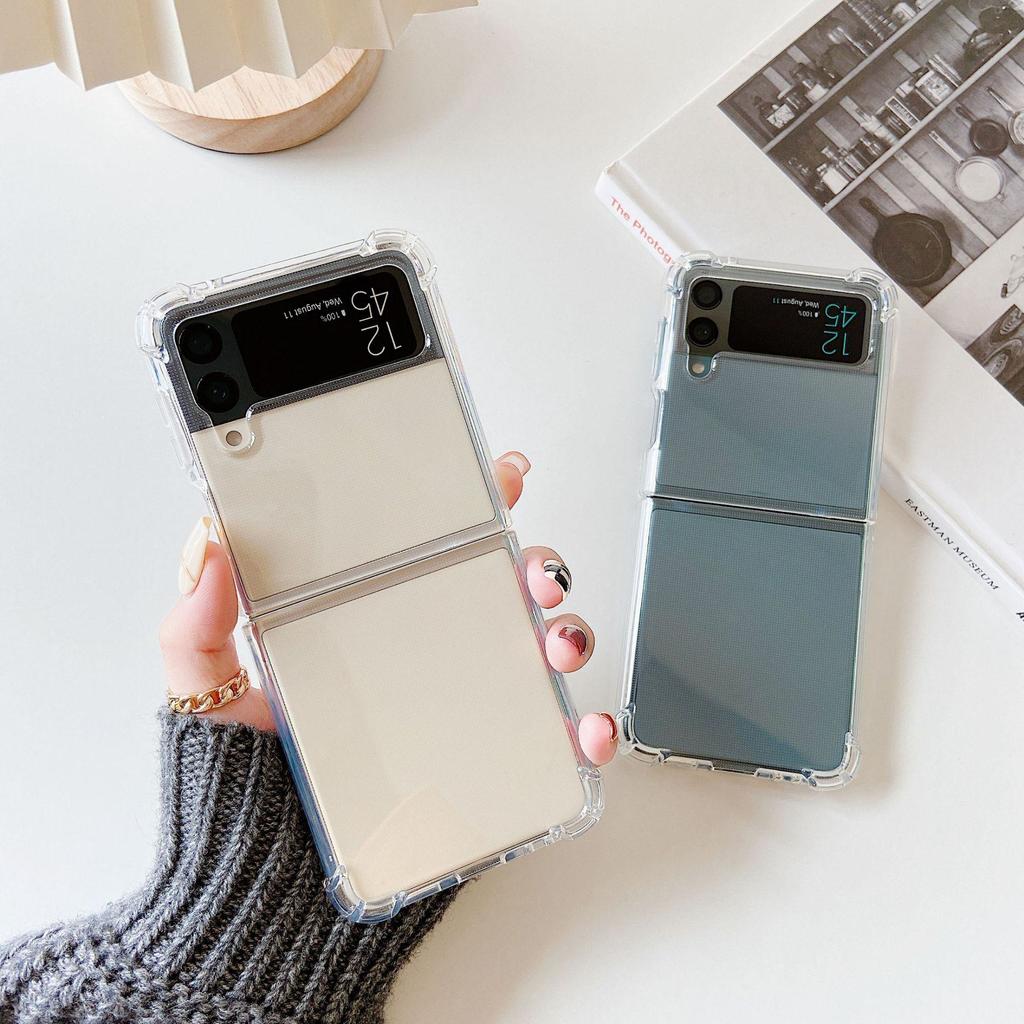 Průhledné TPU ochranné pouzdro pro Z Flip 5 s lesklým povrchem a kompatibilitou se skládacím displejem.