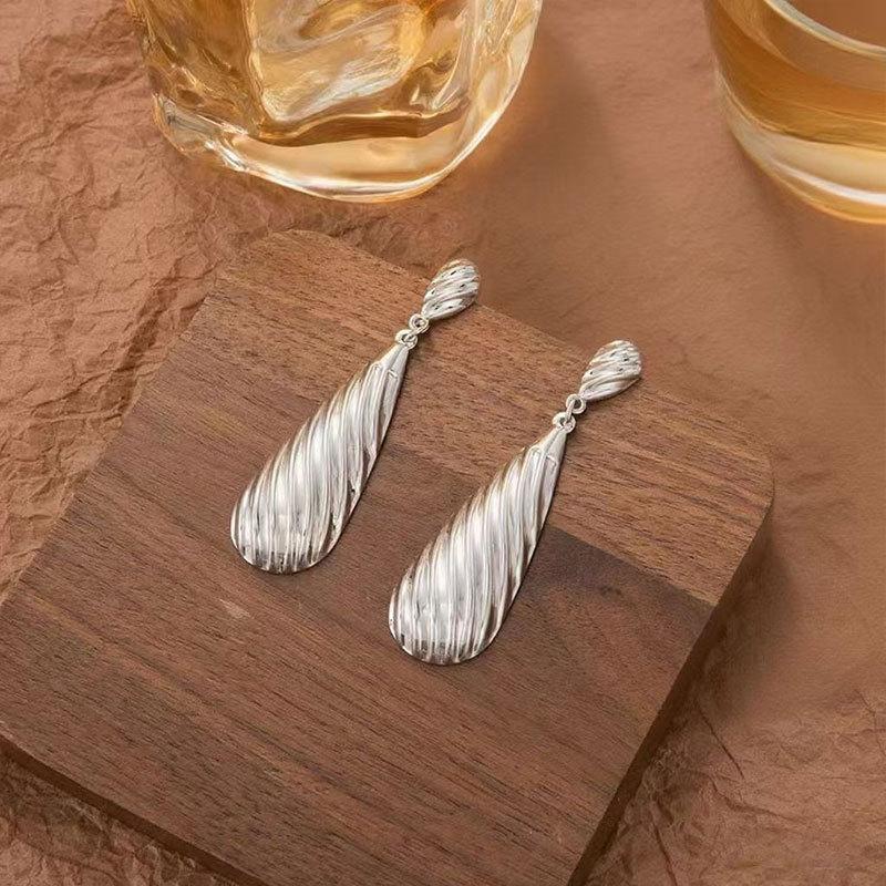 Simple Style Fashion Water Drop Pendant Earrings High Sense Retro Geometric Texture Earrings Niche Design Earrings
