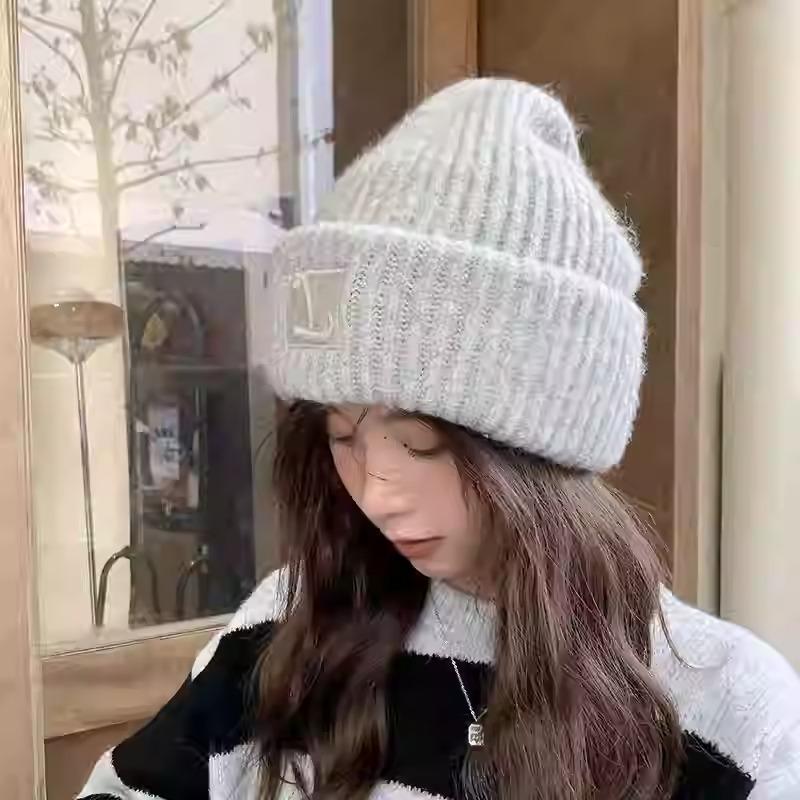 

Women s Loose Warm Knit Hat for Large Heads: Autumn/Winter Style сірий колір