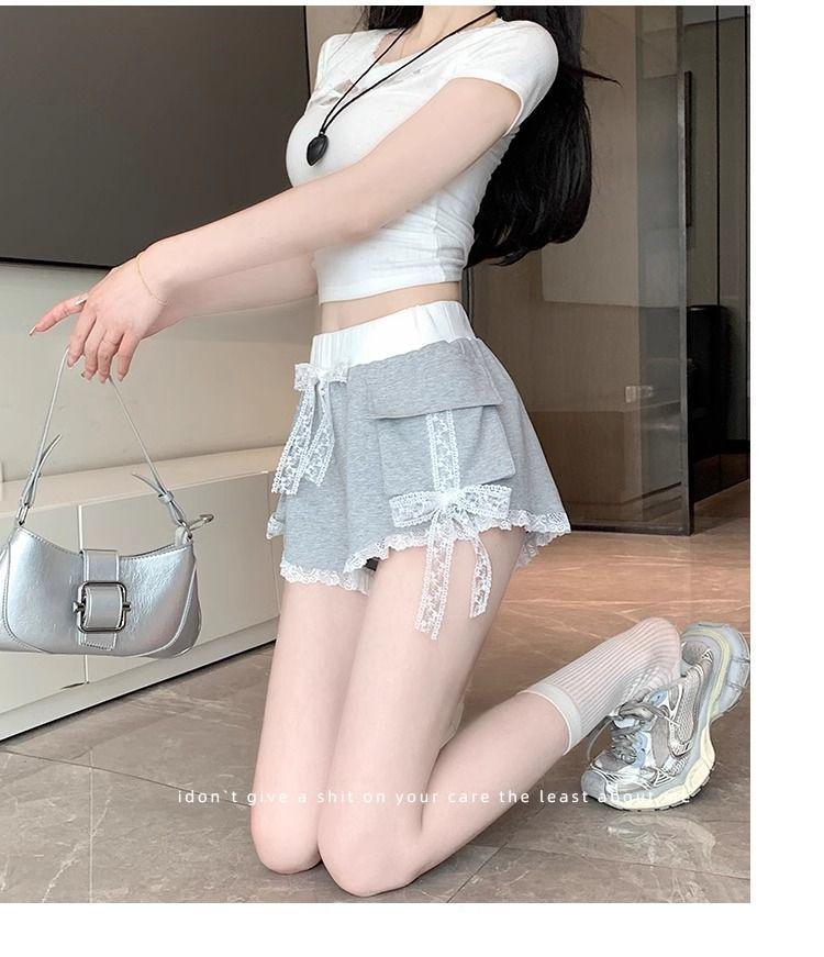Plus Size Women's Wide-Leg Summer Shorts with Lace Trim & Bow Knot Design