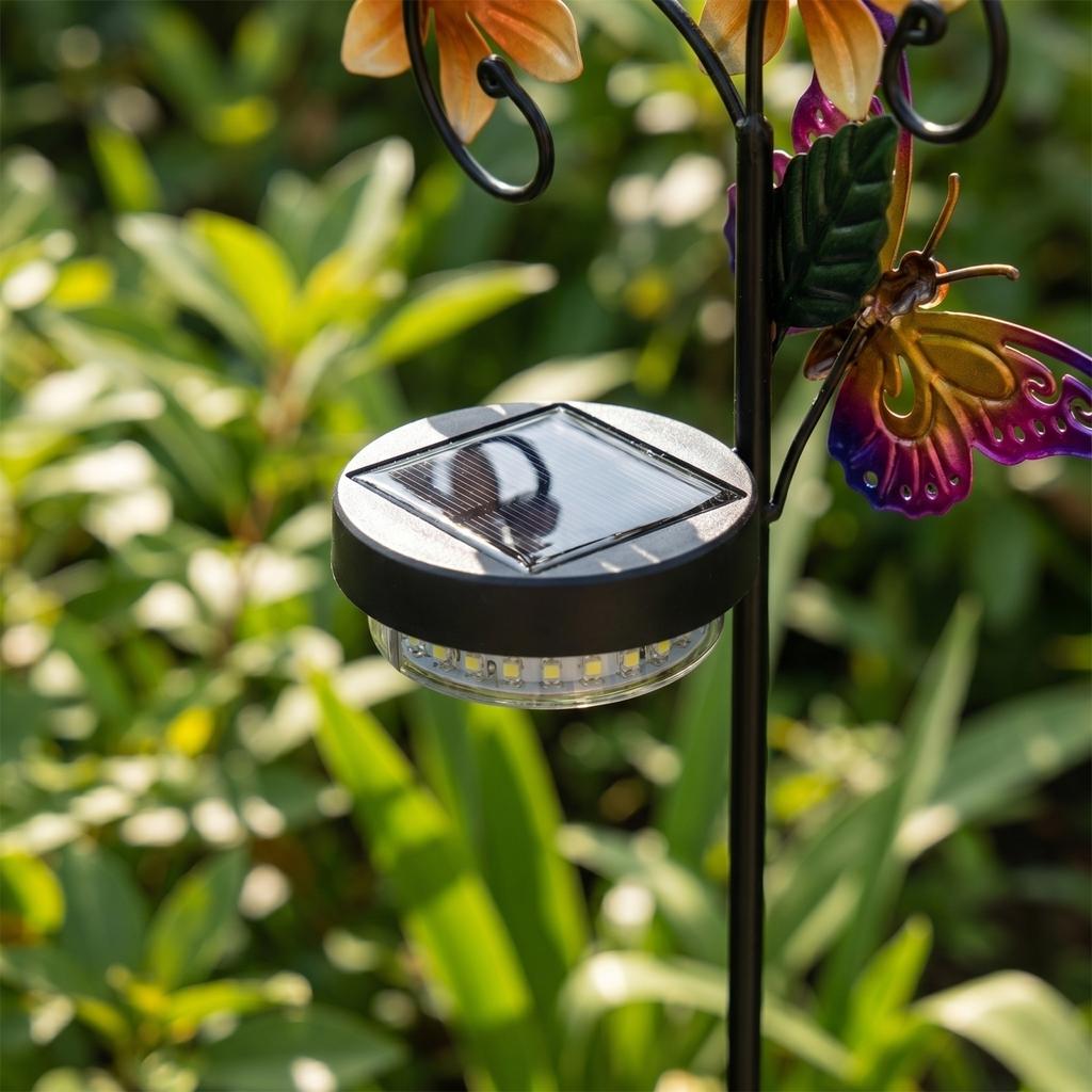 Solarbetriebene Gartensteckleuchte mit künstlichen Blumen und Bienen-Dekoration, Außen-Hof-Landschaftslampe für Weg Rasen Terrasse